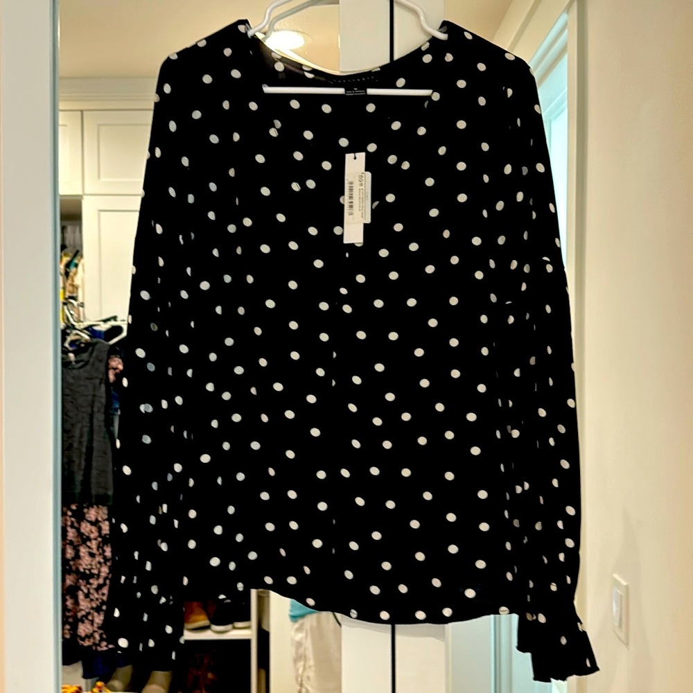 NWT Sanctuary top bell sleeve lightweight